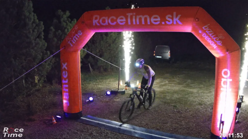 Cieľová fotografia 10 – Night Riders + Nordic Walkers Lackovce 2026